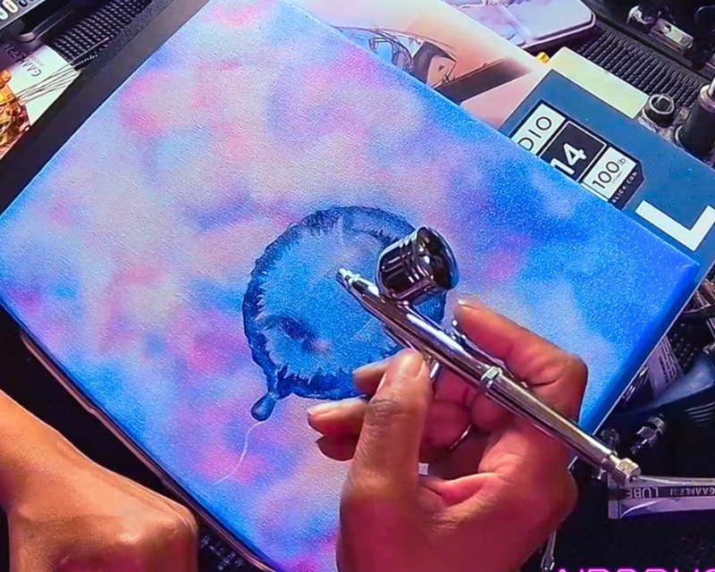 Airbrushing a Mylar Balloon on a small canvas - Airbrush with Grace